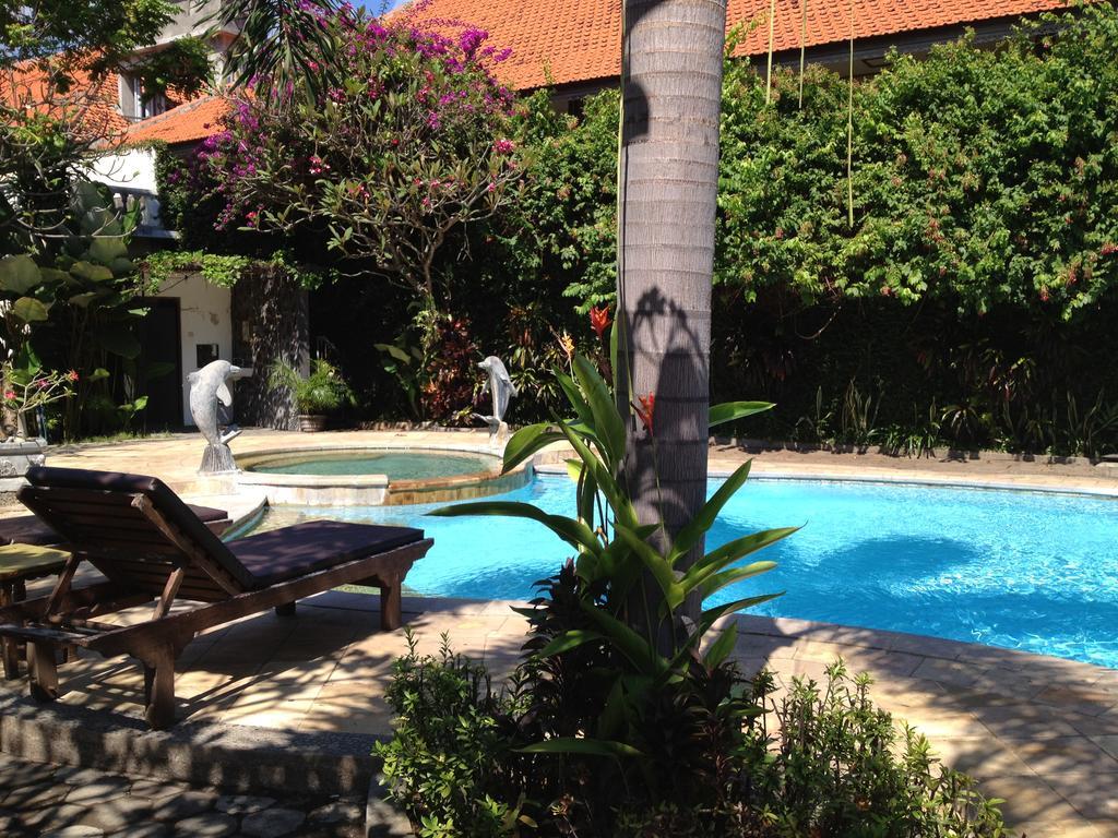 Astina Hotel لوفينا المظهر الخارجي الصورة