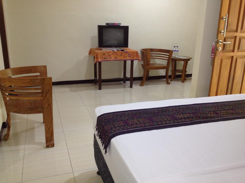 Astina Hotel لوفينا المظهر الخارجي الصورة